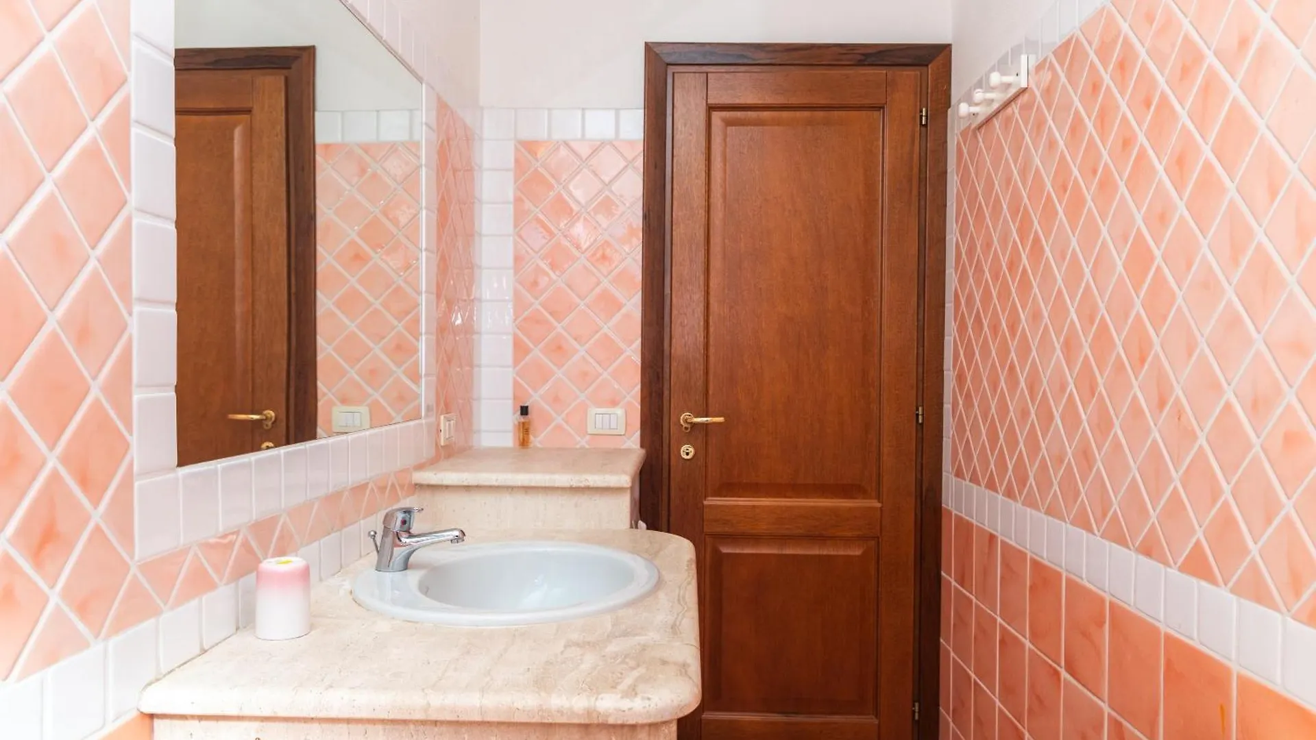Appartamento I Lecci San Teodoro  Apartment